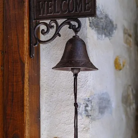 Сasa de vacaciones παραδοσιακό πηλιορείτικο αρχοντικό στη βυζίτσα- Traditional In Vizitsa, Pelion Vizítsa