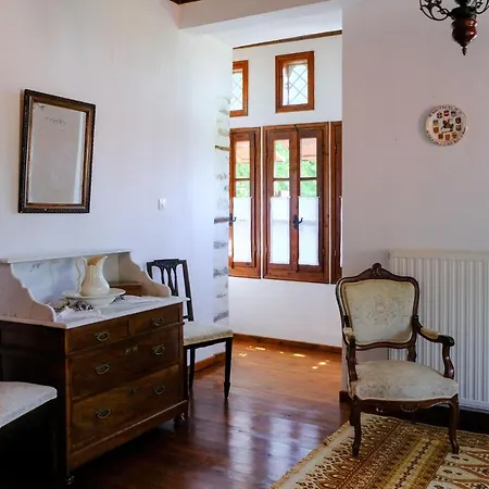 Casa de Férias παραδοσιακό πηλιορείτικο αρχοντικό στη βυζίτσα- Traditional In Vizitsa, Pelion Vizitsa