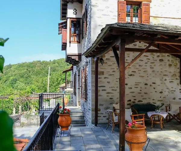 παραδοσιακό πηλιορείτικο αρχοντικό στη βυζίτσα- Traditional In Vizitsa, Pelion